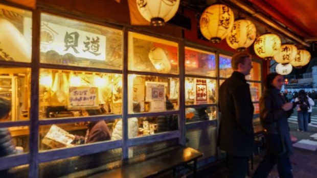Un restaurant interzice accesul acestor clienți, în Tokyo: „Se plâng prea mult”