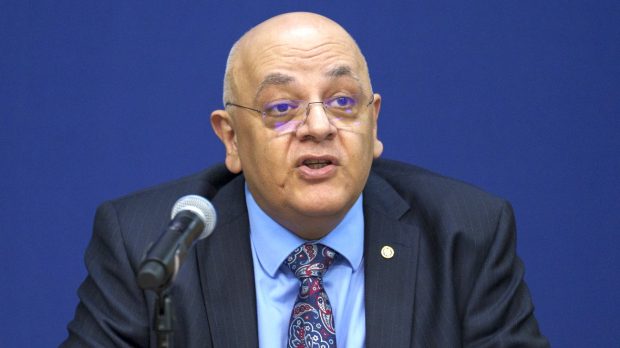 Raed Arafat cercetat penal într-un dosar privind achiziția unui elicopter SMURD fără plata TVA