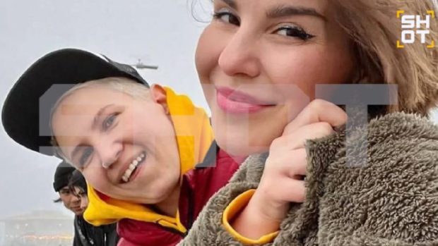 Cristina și Natalia căutau un McDonald’s, dar au ajuns într-o bază militară americană și au fost reținute: „Așa ne-a dus GPS-ul!”