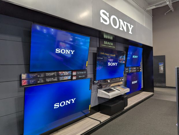 Lovitură pe piața televizoarelor: Sony vinde afacerea către chinezii de la TCL