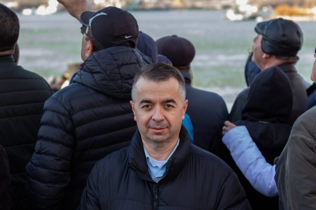Primarul din Tulcea ține blocat de peste un deceniu postul de profesor titular fără să mai predea într-un liceu din județ