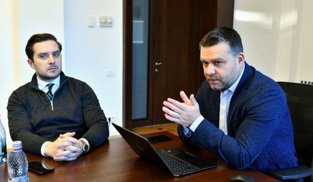 Ciprian Ciucu a ordonat polițiștilor locali să-i amendeze pe cei care nu plătesc parcarea în București: „Serviciul de parcări este o glumă”