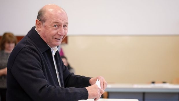 Traian Băsescu trebuie să primească 150.000 de euro de la Administrația Prezidențială, a decis Curtea de Apel București