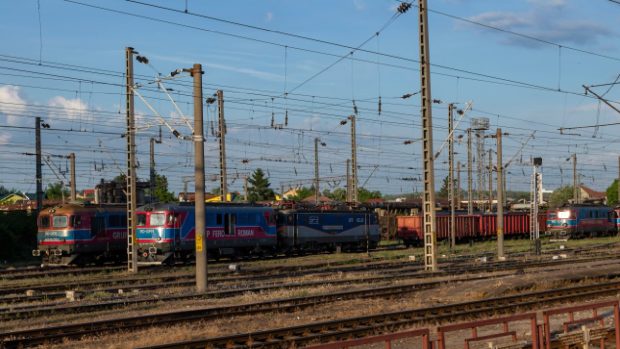 O călătorie Craiova – București, cu trenul, mai lungă cu 105 minute față de acum 30 de ani