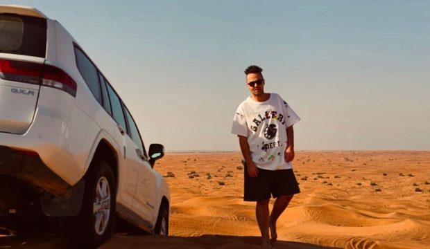 Tudor Ionescu de la Fly Project, peripeții în Dubai: „Începeam să ne simțim rău”. Ce a pățit artistul în deșert