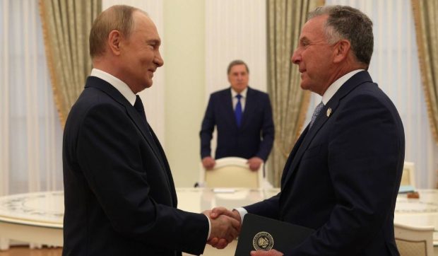 De ce vrea Vladimir Putin să ofere 1.000.000.000 de dolari pentru Ucraina și Gaza prin Consiliul pentru Pace al lui Donald Trump