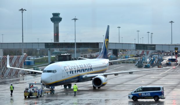 Ryanair modifică ora limită pentru check-in la aeroport: riscul de a pierde zborul crește fără rambursare