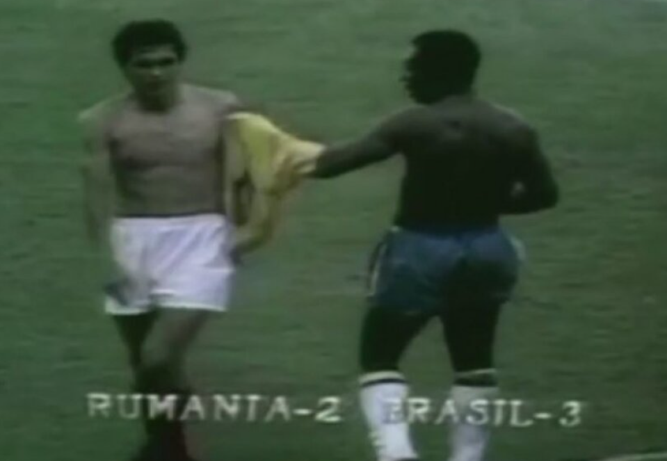Mircea Lucescu avea tricoul lui Pele de la Mondialul din 1970: „Nu l-am spălat niciodată”