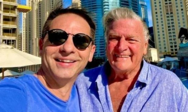 Imagine Stire Motivul pentru care Dan Negru n-a mai vorbit câteva ore cu Florin Piersic. Ce s-a întâmplat în Dubai: „Era pe bani și eu sunt cumpătat la pierderi financiare” | 2review.ro