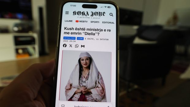 Ministra creată de Inteligența Artificială va rămâne fără față, în Albania. Care este explicația