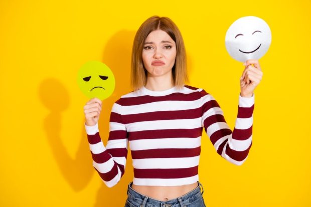 Care este diferenţa dintre emoji şi emoticoane