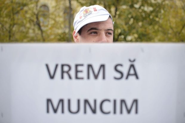 Siderurgiștii din Galați protestează: Liberty are datorii de 1.000.000.000 de euro, iar ei nu și-au mai primit salariile din octombrie
