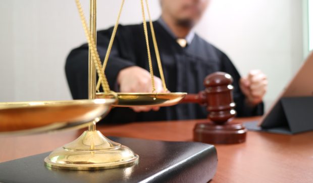 Un bărbat condamnat la peste șapte ani pentru viol a fost pus în libertate, în Germania, în urma unei greșeli a judecătorului