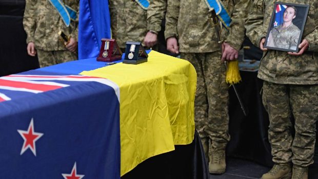 Ucraina a desființat în tăcere Legiunea Internațională, iar voluntarii străini șocați sunt trimiși la asalt: „Este o palmă peste față”
