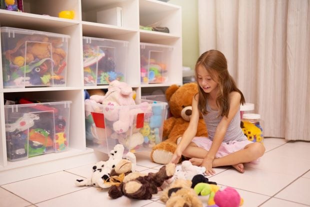 Puterea jocului de rol (pretend play) – cum stimulează creativitatea, emoţiile şi limbajul la copii