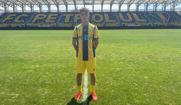 Mario Cofaru, juniorul de 16 ani al Petrolului, a murit călcat de tren în Comarnic