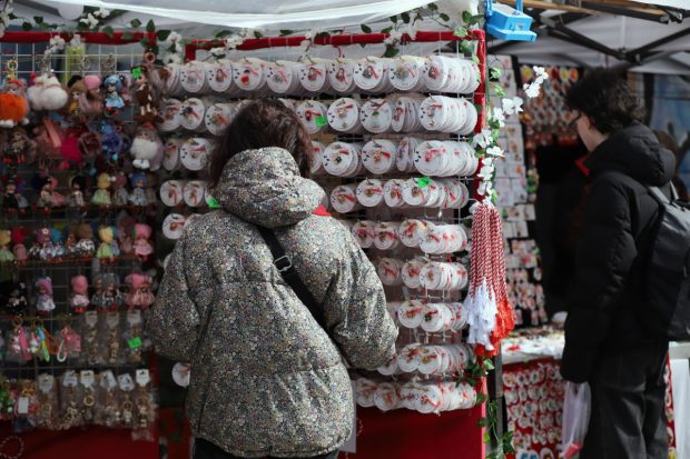 Cât costă mărțișoarele la tarabele din București. Prețuri și oferte în 2026
