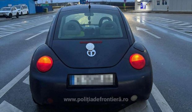 Un șofer bulgar, prins în Dolj în timp ce încerca să treacă ilegal granița într-o „broscuță” cu patru marocani