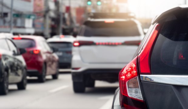 Numărul mare al morților în accidentele auto din România a ajuns în presa britanică: „Viteză excesivă și mașini vechi importate”
