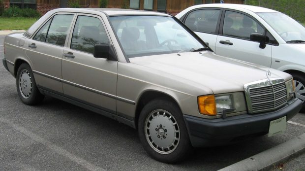 Care sunt mașinile vechi de peste 30 de ani care mai merg și astăzi fără probleme? De la Audi la Mercedes și un model care a cucerit România