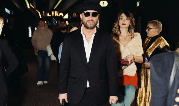 Imagine Stire Alături de cine a apărut Mihai Bendeac la cinema în București: „Îmi era teamă de cum arătăm” | 2review.ro