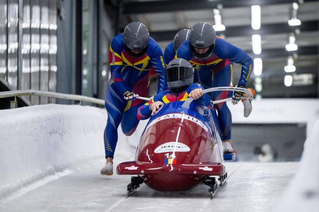 Jocurile Olimpice de Iarnă 2026. Cine este Mihai Tentea. Pilotul bobului românesc și colegii lui s-au pregătit în Germania: „Am văzut că nu sunt zei”