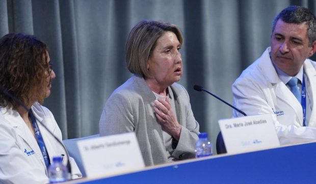 Primul transplant de față din lume, realizat în Barcelona. Microchirurg român de talie mondială: Este una dintre cele mai dificile operații