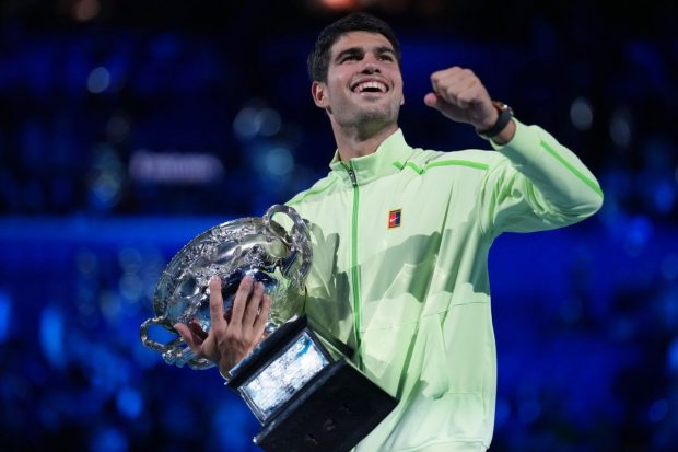 Carlos Alcaraz a triumfat la Australian Open și a devenit cel mai tânăr tenismen din istorie care câștigă toate cele 4 turnee de Grand Slam