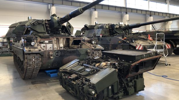 Satu Mare devine nod logistic militar-cheie: Rheinmetall mută la granița României cu Ucraina reparațiile blindatelor Marder