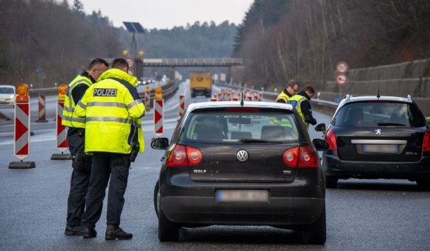 Fugar român prins pe autostrada A3, în Germania. Polițiștii l-au arestat pe loc la granița cu Olanda