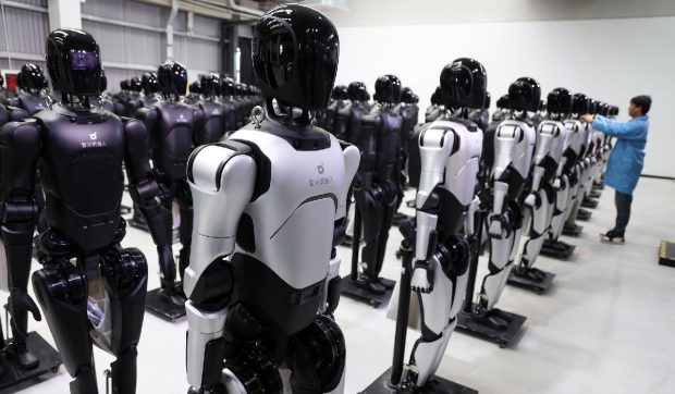 Prima țară din Europa care va construi o fabrică de roboți: investiție istorică în inteligență artificială, centre de date și infrastructură