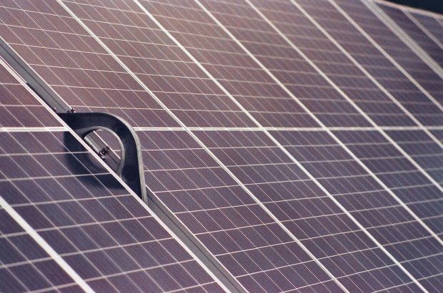 Strategii de finanțare pentru instalarea panourilor fotovoltaice în gospodăria ta