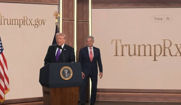 TrumpRx, „megafarmacia” online lansată de Donald Trump, cu medicamente mult mai ieftine. Cum funcționează și ce promite | VIDEO