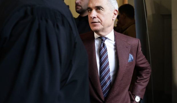 Ce sunt și cât costă ceasurile de lux ale politicienilor. De la ceasurile elvețiene ale lui Călin Georgescu la smartwatch-ul lui Victor Ponta