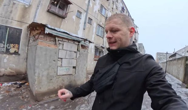 Un vlogger olandez a intrat în Ferentari cu camera pornită, să vadă „cât e de periculos”. Ce a găsit, de fapt, în cartier | VIDEO