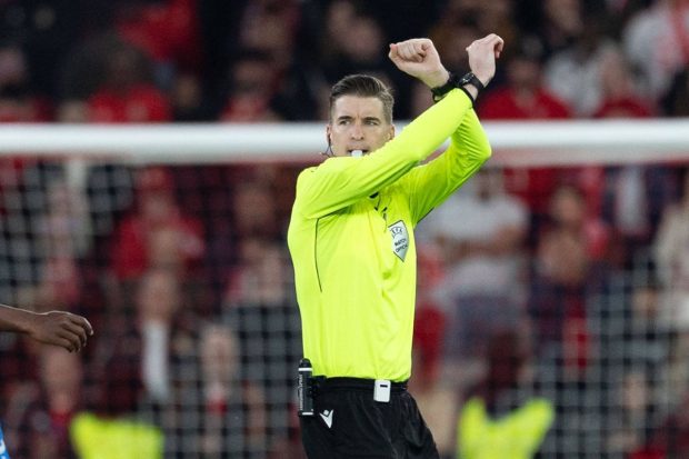 Ce e protocolul antirasism declanșat de gestul arbitrului de la meciul Benfica – Real Madrid, din Champions League