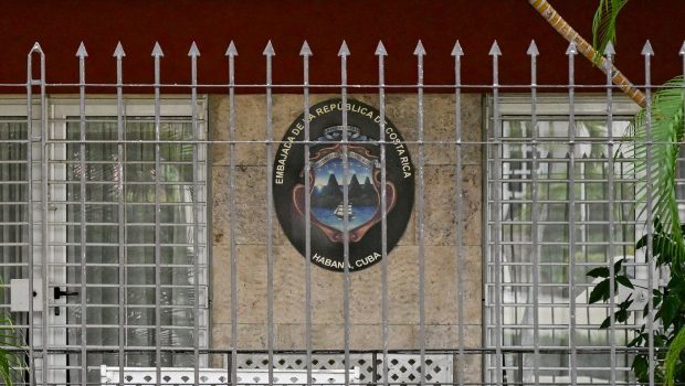 O țară își închide ambasada de la Havana, expulzează diplomații cubanezi și cere eliberarea Americii Latine de comuniști