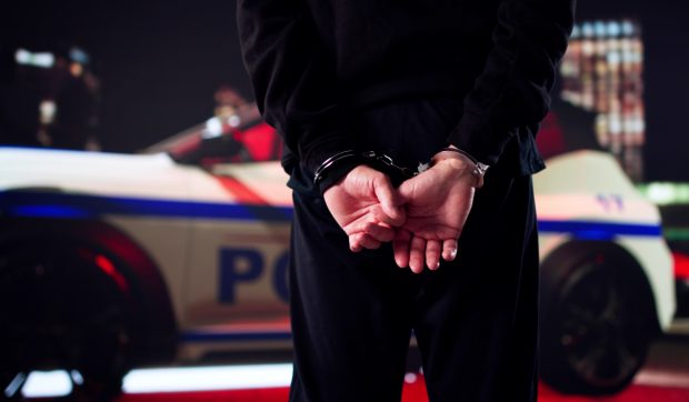 Un traficant de droguri britanic care a petrecut 6 ani fugind de poliție a fost prins după ce a intrat într-un club de striptease din Marbella
