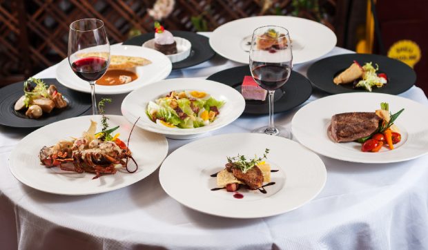 Chef-ul unui restaurant din Franța a pierdut o stea Michelin, la 8 ani după ce a cerut să fie eliminat complet din ghidul culinar