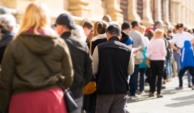 Cum transformă turiștii un stat din Europa cu mai puțin de 1.000 de locuitori în „cea mai periculoasă” țară din lume