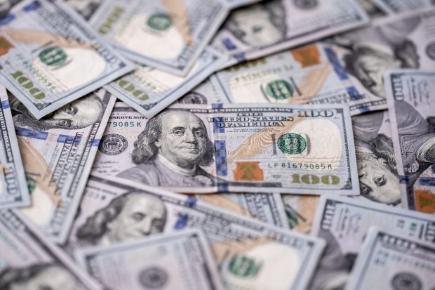 Armata americană a cheltuit 9.000.000 de dolari pe picioare de crab și homar în lunile dinaintea războiului din Iran