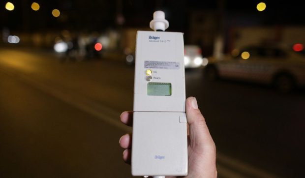 Un bărbat a fost prins beat de trei ori în patru ore, prima dată pe o bicicletă, pe străzile din Mogoșești, în Maramureș