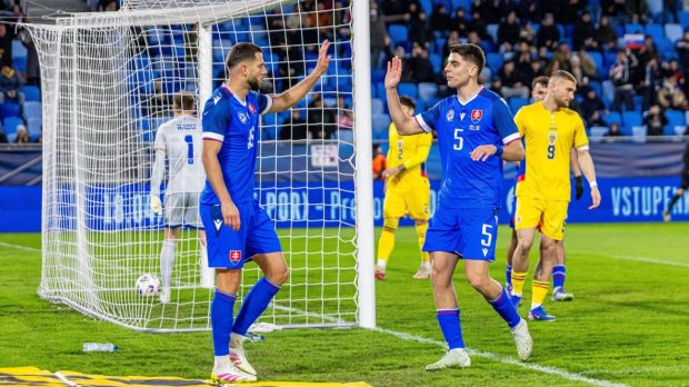 Slovacia a învins fără probleme România într-un meci amical, fără Mircea Lucescu pe bancă la ultimul meci. Gafă a lui Aioanei la debut