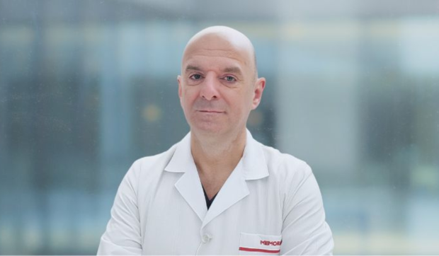 Incontinența urinară severă la bărbați: soluția care poate reda controlul și încrederea