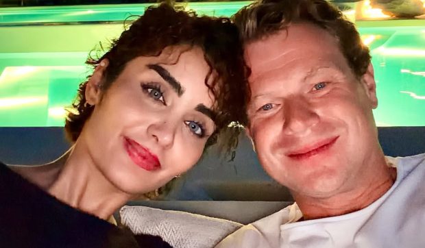 Un influencer din Dubai a vorbit despre lucrul care îl sperie mai mult decât rachetele Iranului: „Amenzi de până la 230.000 de euro sau cinci ani de închisoare”