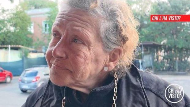 Cine este Isabella, femeia care vorbește 5 limbi străine, nu are acte și trăiește pe străzile din Roma de 3 decenii
