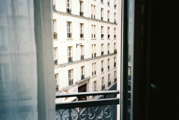 Cum transformi terasa și balconul cu alegerea corectă a plăcilor ceramice