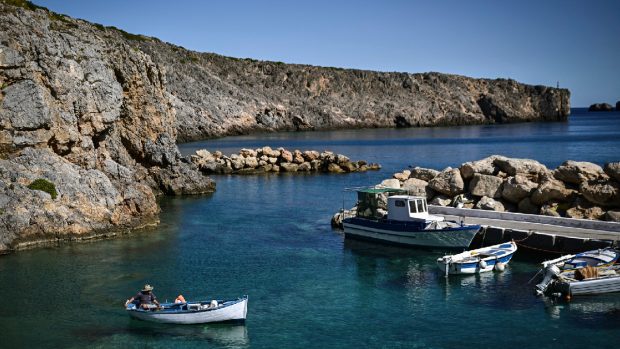Grevă în transportul maritim din Grecia de 1 Mai: Ce trebuie să știe românii care călătoresc