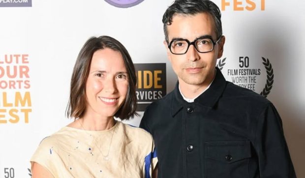 Imagine Stire Regizoarea română Natalie Musteață, nominalizată la Oscar 2026, cu filmul „Two People Exchanging Saliva” | 2review.ro