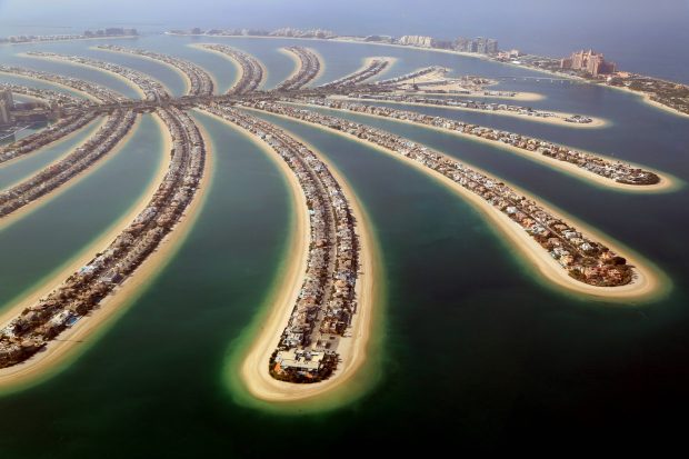 Boomul imobiliar din Dubai și Abu Dhabi s-a terminat, în urma loviturilor Iranului. Turbo-construcțiile au alimentat mirajul Emiratelor în ultimii ani